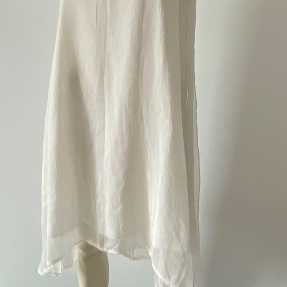 White NWT Sleeveless Summer Dress - Picture 3 of 7